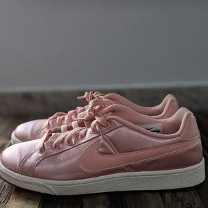 Pink Women's Nike Court Royale Se Style Sneakers